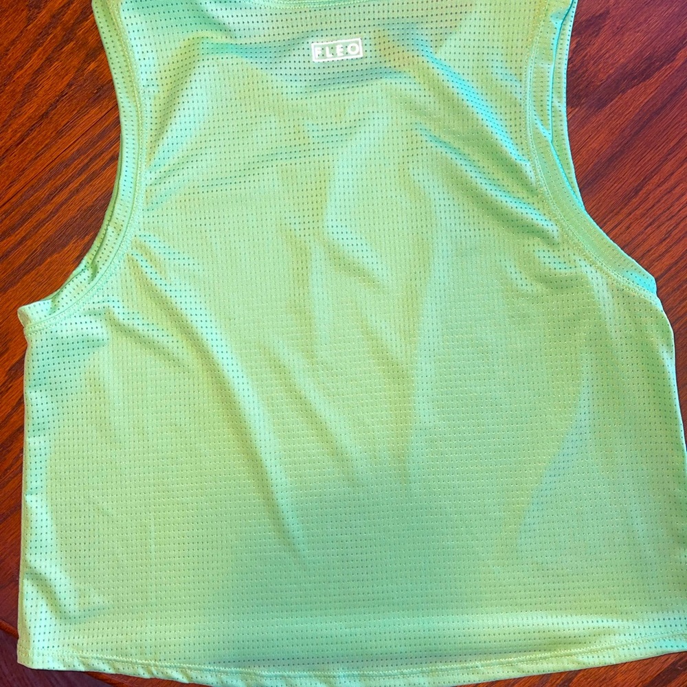 Fleo crop top